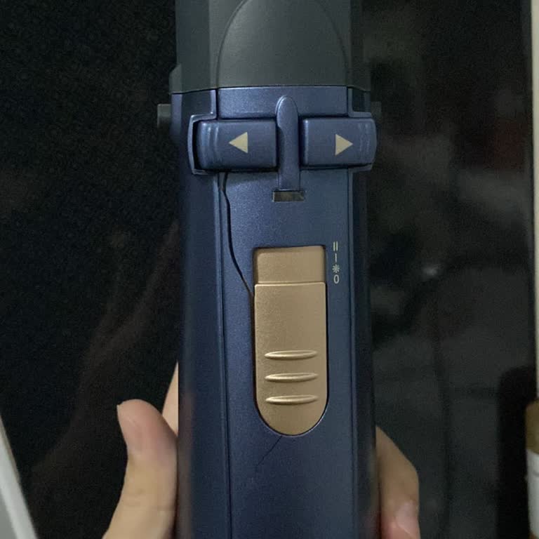 Garanti Süresi İçinde Çatlamış Saç Şekillendirici Değişim Talebi