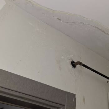 Kızılcakent 2. Etap Dairesinde Su Ve Isı Yalıtım Sorunları Çözülmüyor