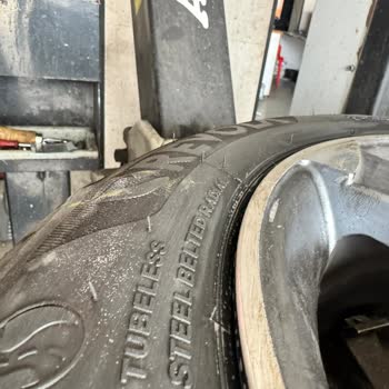 Deforme Lastiklerin Garanti Kapsamında Ücretsiz Değiştirilmesi Talebi