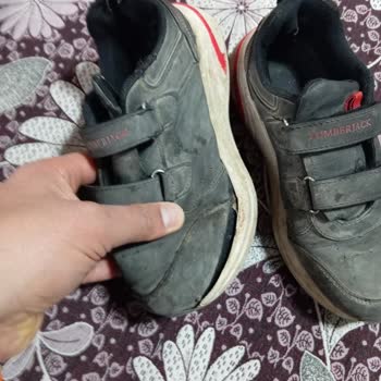 Kısa Sürede Açılan Ve Renk Solan Ayakkabının Garanti Reddi