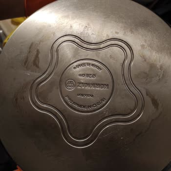 Korkmaz Perla Tencerenin Altı İlk Kullanımda Karardı Ve Değişim İstiyorum