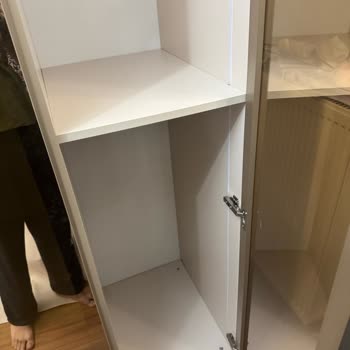 Asimo Mobilya Florya’dan Teslim Edilen Kırık Ve Kalitesiz Dolaplar İçin Ücretsiz Değişim Talebi