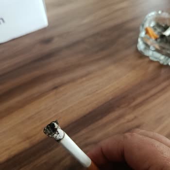 Camel Yellow Ürünlerinde Tahta Parçası Ve Kötü Koku Sağlık Endişesi Yaratıyor