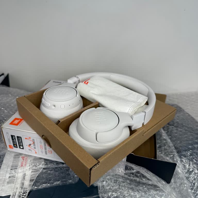 JBL Tune 720 BT Kulaklıkta Yetkisiz Tamir İddiası Ve Tam İade Talebi