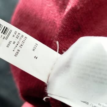 İlk Yıkamada DeFacto Kazak Elastik Bozuldu, Ücret İadesi Talebi