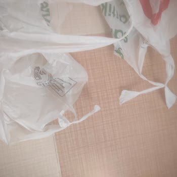 İnce Poşetler Nedeniyle Ürünler Dağınık, BİM’e Güven Azaldı