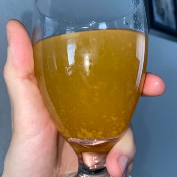 Bursa Onur Market Juss Kayısı Suyunda Topaklanma Ve Sağlık Riski