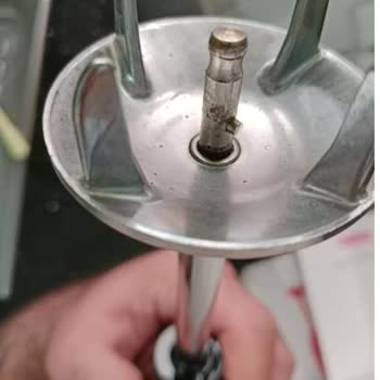 Yanlış Model Ve Kullanılmış Görünen Blender Gönderimi