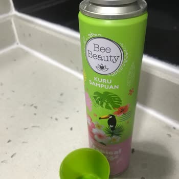 Bee Beauty Kuru Şampuan Şişesi Kendiliğinden Boşaldı