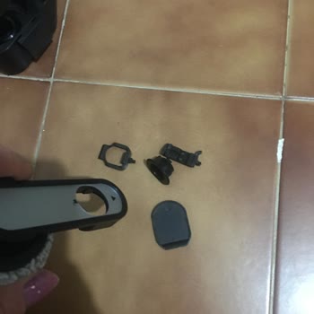 Kutu Yırtık, Kilit Kırık Ve Şarj Çalışmıyor Ürün Değişimi Talebi