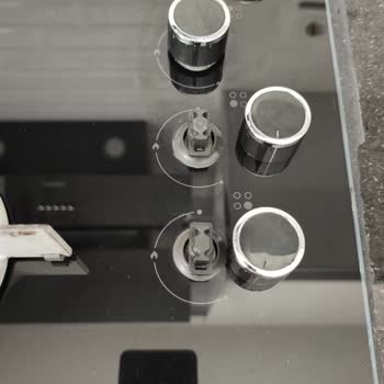 Altus Ankastre Ocak Demirleri Beyazladı, Garanti Kapsamındaki Servis Yanıt Vermedi