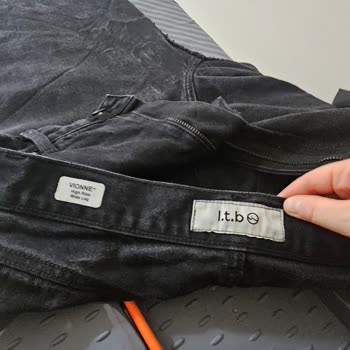 LTB'den Aldığım Jean'de Şiddetli Koku Ve Beyaz Çizgiler