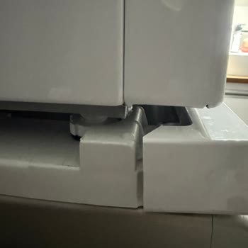 Beko Kurutma Makinesinde Sürekli Su Sızıntısı Ve Tekrarlayan Değişimler