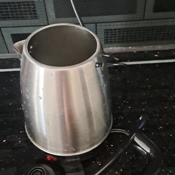 Sinbo STM 5845 Çaycının Kulpları Kırıldı Ve Güvenlik Endişesi