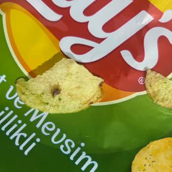 Lays Cipsinde Kaya Böceği Bulunması Müşteri Güvenini Sarsıyor