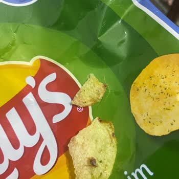 Lays Cipsinde Kaya Böceği Bulunması Müşteri Güvenini Sarsıyor