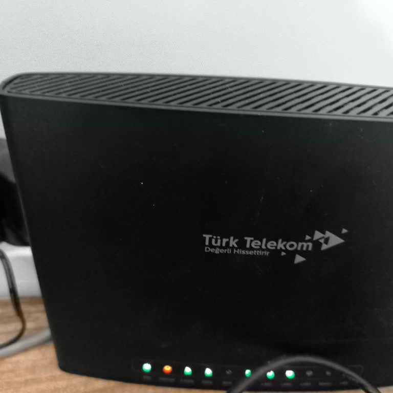 10 Gün Süren İnternet Ve Tivibu Kesintisi Teknisyen Gelmedi