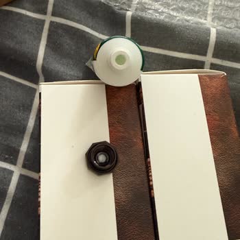 Açık Paket Ve Kullanılmış Görünen Hediye El Kremi İçin Yenisi Ve Açıklama Talebi