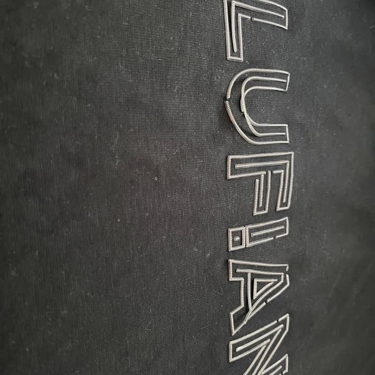 İlk Yıkamada Logo Ayrıldı, Satıcıdan Geri Dönüş Bekleniyor