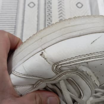 Garanti Reddiyle Çabuk Yırtılan Ayakkabı Şikayeti