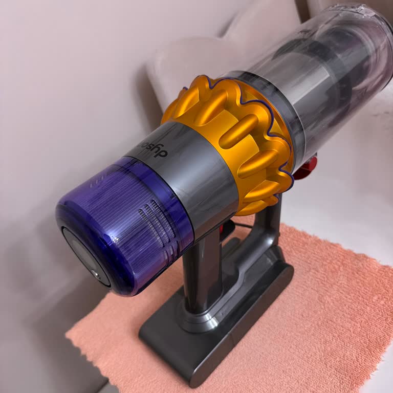 Dyson V15 Süpürge Sürekli Filtre Temizleme Uyarısı Ve Çözüm Sunulmayan Müşteri Hizmetleri
