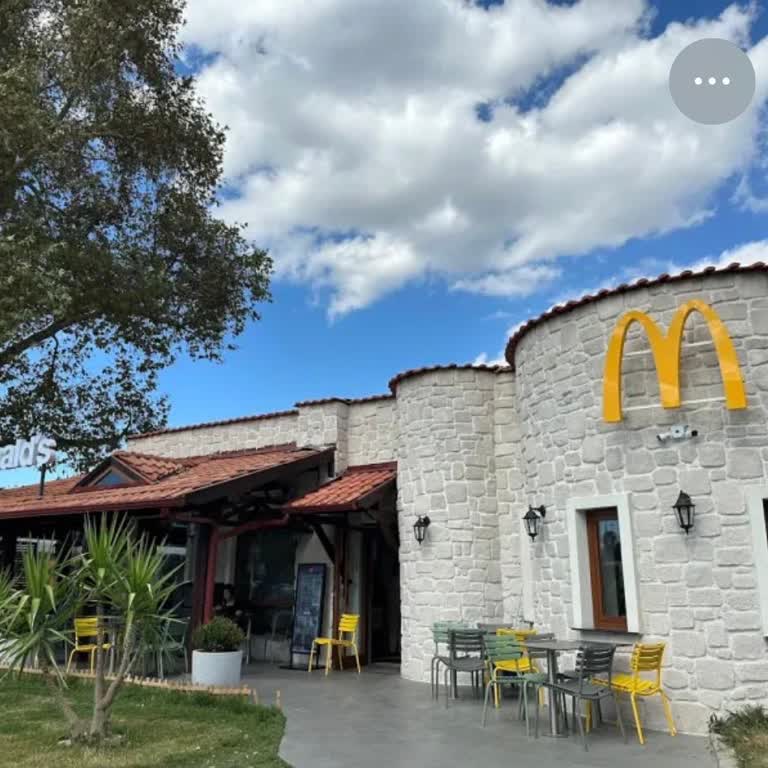 Cam Çay Bardağı İsteği Reddedildi Ve Müşteri Memnuniyeti Etkilendi