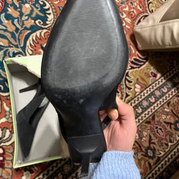 Temiz Gönderdiğim Ayakkabı Kirli Ve Defolu Geri Geldi