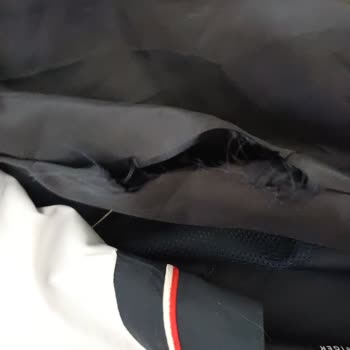 Yanlış Ve Defolu Ürün Gönderildi, Müşteri Hizmetlerinden Yanıt Yok