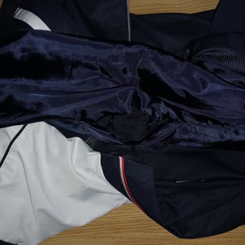 Yanlış Ve Defolu Ürün Gönderildi, Müşteri Hizmetlerinden Yanıt Yok