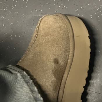 Dry Freedom'da Ugg Tazz Terliği Temizleme Sonrası Ürün Hasarı Ve İade Talebi