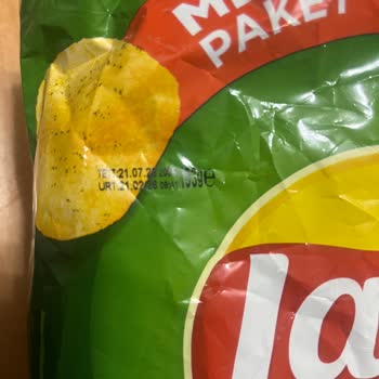 Lays Yoğurt Cipsinde Siyah Yabancı Cisim Görüldü Gıda Güvenliği Endişesi Oluştu