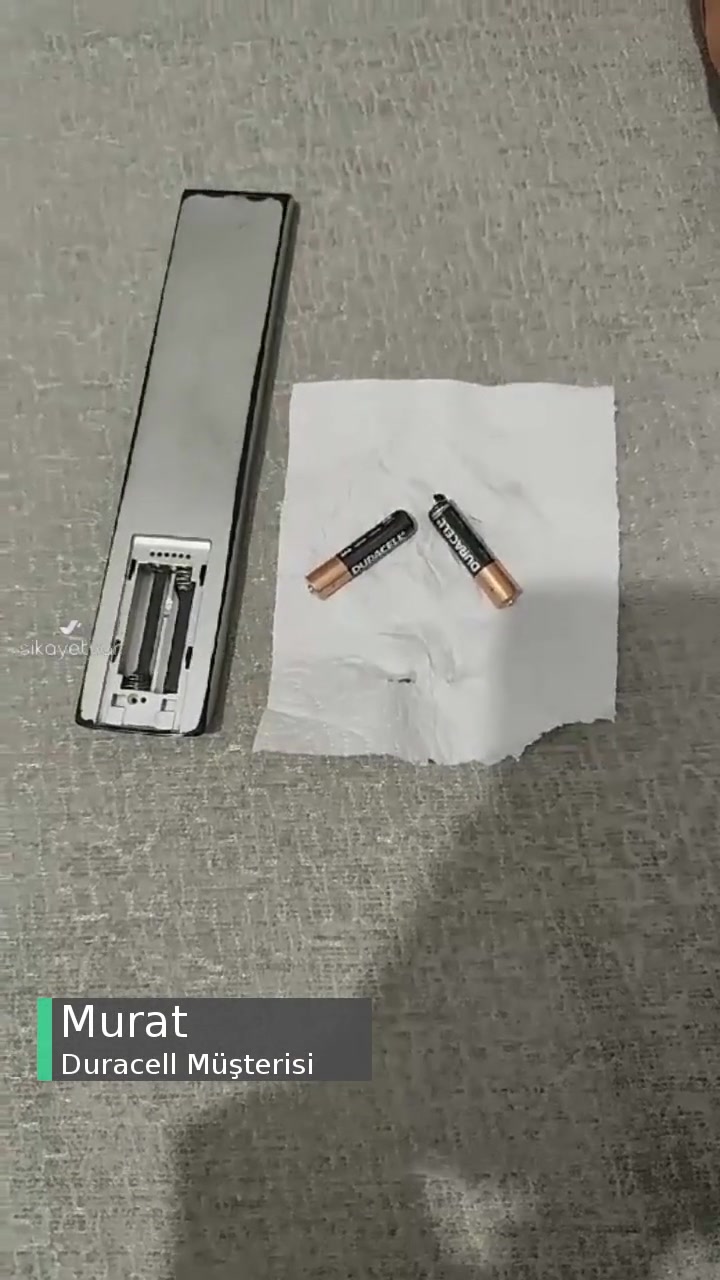 Duracell Kumanda Pili Elimde Patladı! videonun kapak resmi
