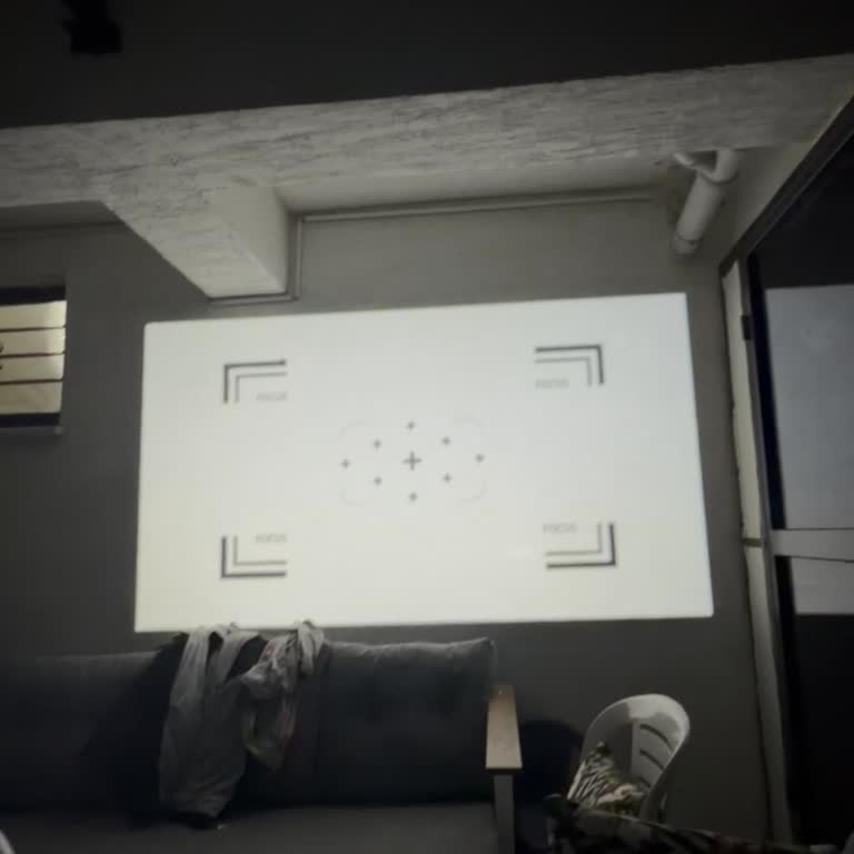 Amazon'da Arızalı Projeksiyon Cihazı Ve Uzayan İade Süreci