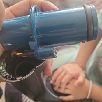 Philips Aqua 8000 Süpürge Mavi Boru Parçası Kırıldı Ücretsiz Değişim Talebi