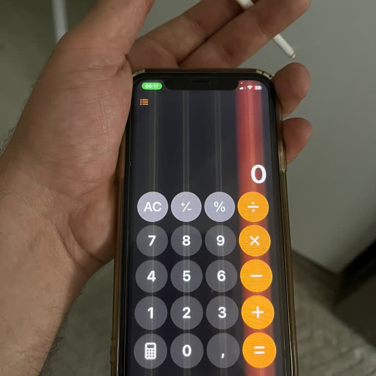 İPhone 11 Ekranında Ölü Piksel Ve Dokunmatik Gecikmesi Garanti Kapsamında Değişim Talebi