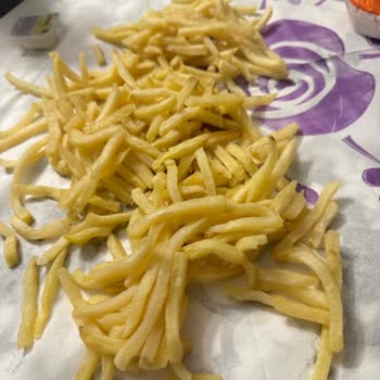 1300 TL'lik Burger King Ve Yemeksepeti'nden Çocuk Siparişinde Sağlık Riski Ve Teslimat Sorunu