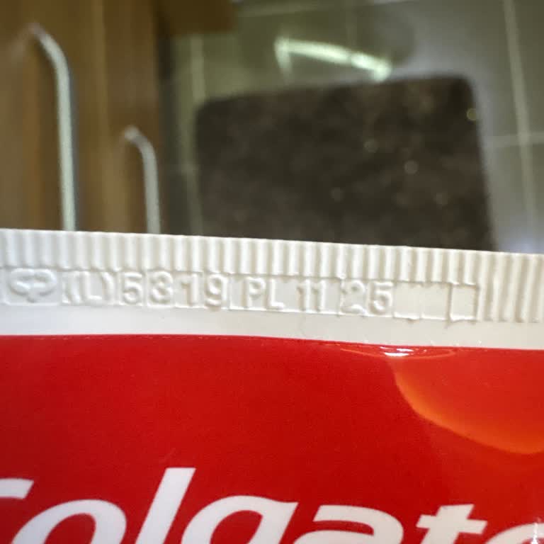 Ağrılı Aft Ve Şişme: Colgate Advance Diş Macununa Karşı Hayal Kırıklığı