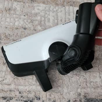 Bosch Süpürge Süpürme Başlığı Aniden Kırıldı Ve Ücretsiz Değişim Talebi