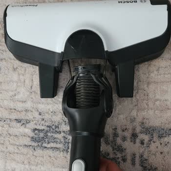 Bosch Süpürge Süpürme Başlığı Aniden Kırıldı Ve Ücretsiz Değişim Talebi