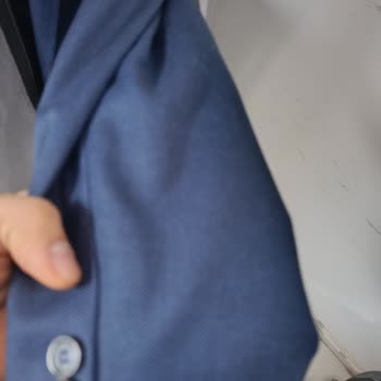 İmza Giyim Kısa Sürede Ve Az Kullanımda Bu Şekilde Pamuklanma Olması
