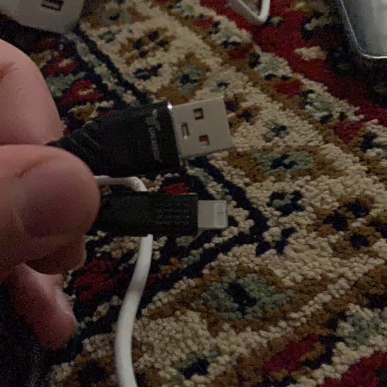 Kısa Devre Yapan Ve Çarpan Şarj Kablosu İçin Ücret İadesi Talebi