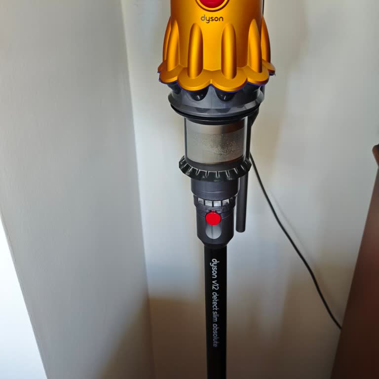 Dyson Süpürge Çekiş Gücünde Azalma Ve Şarj Süresinde Kısalma