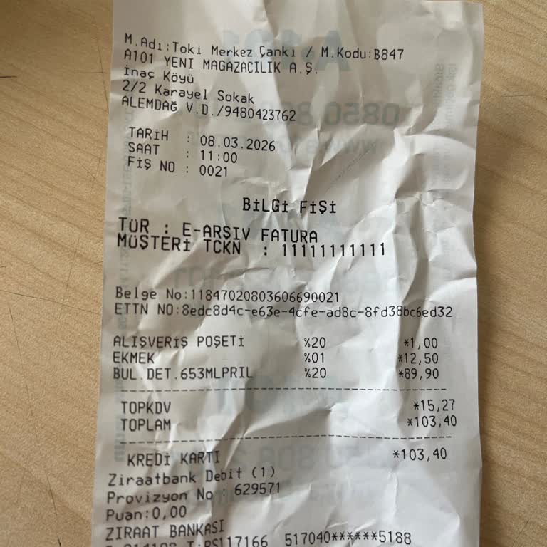 Kasada 15 Dakika Bekletilmek Ve Çalışanların Saygısız Davranışı