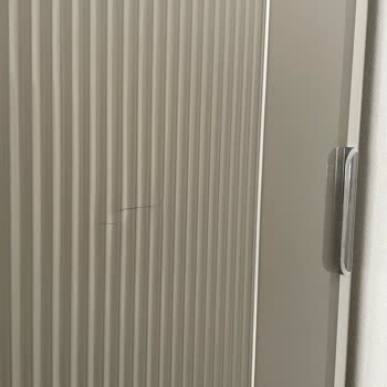 İstikbal Serra Yatak Odası Dolap Kapakları Kısa Sürede Çatlamaya Başladı