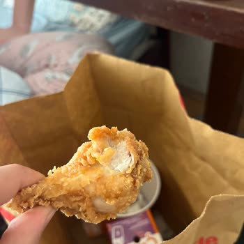 Acılı Kanatta Kıl Bulunması Hijyen Sorunu Ve İade Talebi