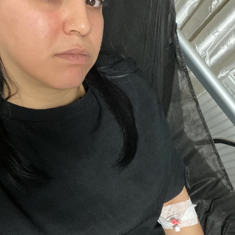 Dermokil Kil Maskesi Alerjik Reaksiyonuyla Yüz Şişmesi Ve Nefes Darlığı