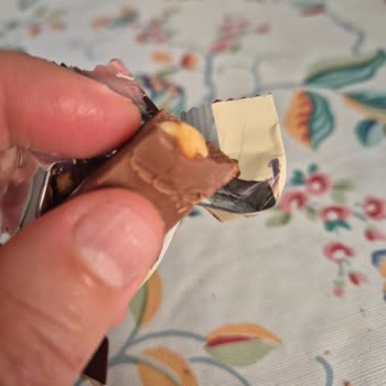 Beyoğlu Çikolata Mini Çikolatasında Kıl Ve Hijyen Sorunu