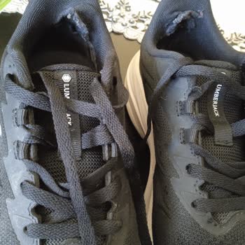 Kısa Sürede İç Astarı Yırtılan Lumberjack Kadın Koşu Ayakkabısı