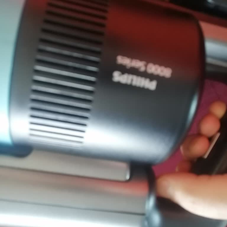 Philips Dikey Süpürge Bağlantı Tırnağı Garanti Kapsamında Kırıldı, Ücretsiz Değişim Talebi