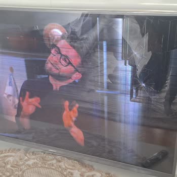 Media Markt’ın Çok Sağlam Ekran Koruyucusu TV’yi Yıktı